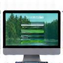 パソコンの画面上で、プロ仕様の写真編集ソフトを使って作品を仕上げている様子。